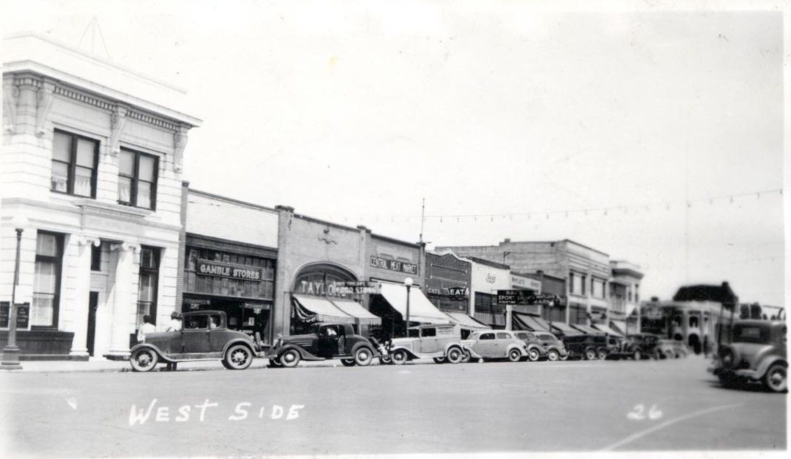 West Side of Square 1926